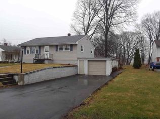 59 Parish Ln, Lake Katrine, NY 12449