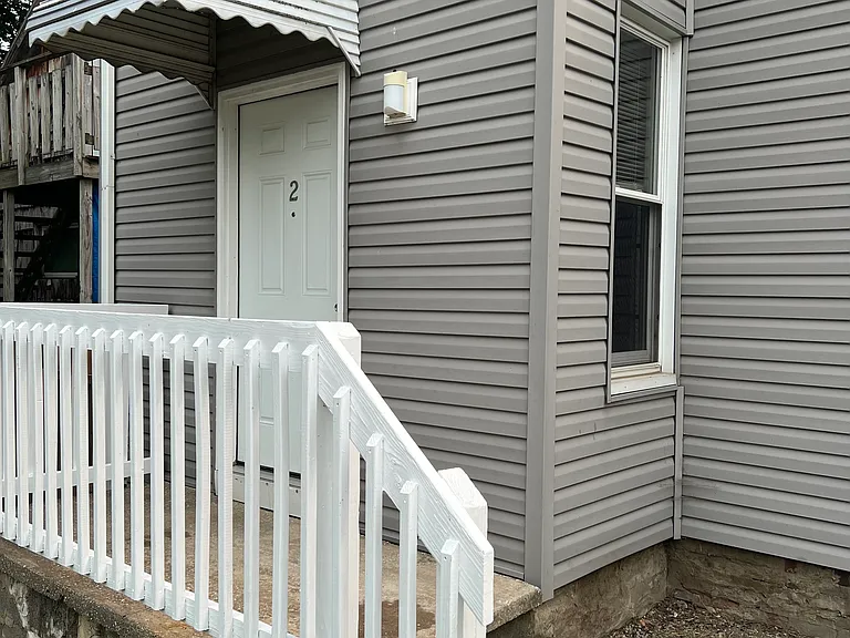 422 Walnut St #2 — Photo 1