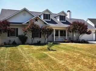 4453 Meadow Creek Ct, Saginaw, MI 48603