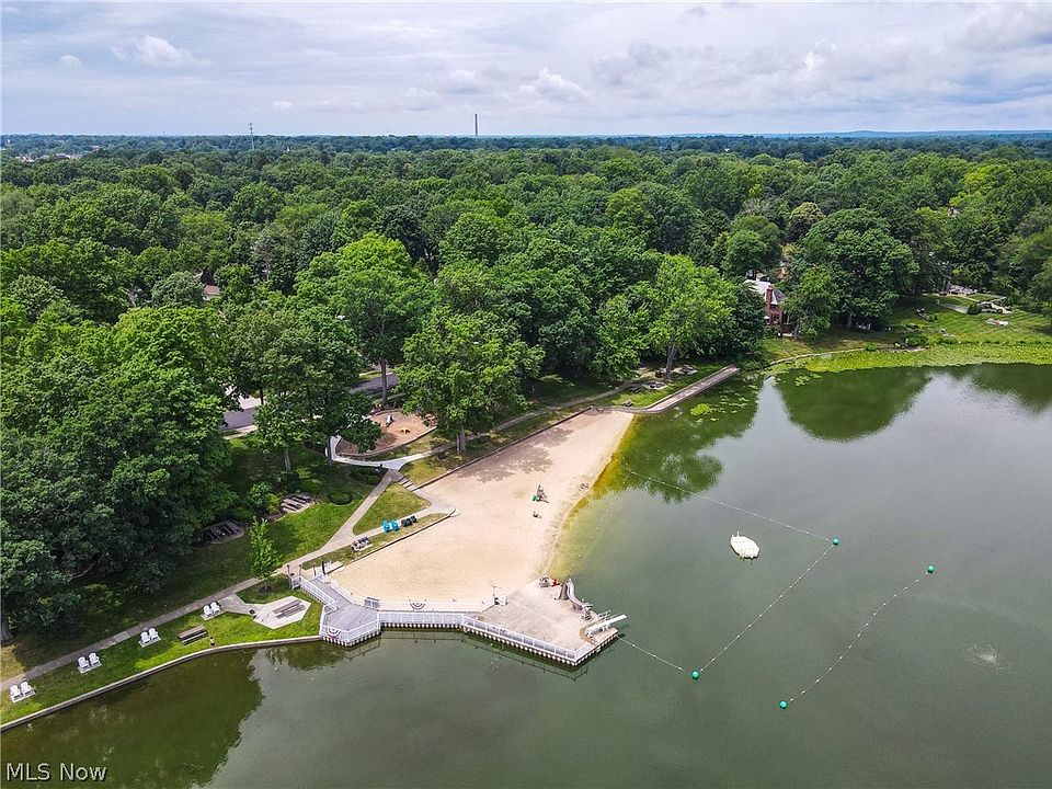 2931 Silver Lake Blvd, Silver Lake, OH 44224 Zillow