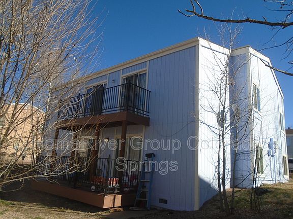 2nd image of 4506 Picturesque Cir APT 4