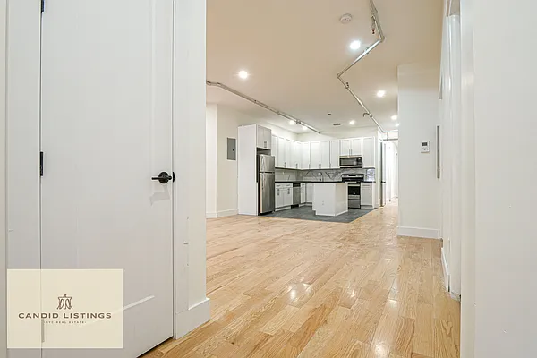 Rented by Candid Listings LLC | media 52