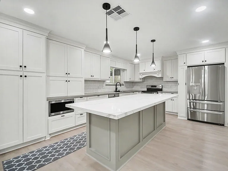 9323 Meadowbriar Ln — Photo 8