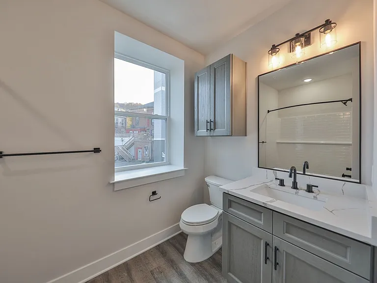 HH Bangor Block — Photo 35