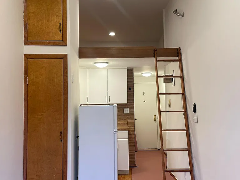 304 W 76th St #5A — Photo 5