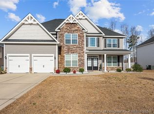 1530 Elk Run Dr, Fayetteville, NC 28312