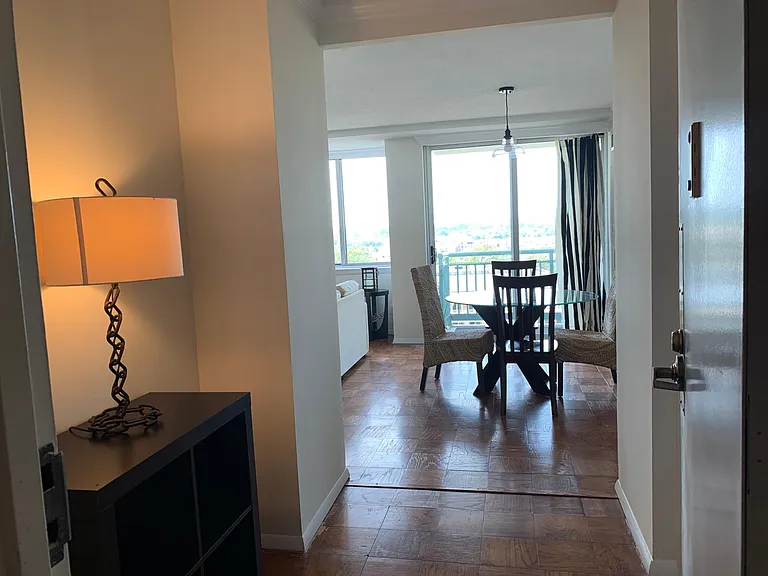 501 Slaters Ln #1118 — Photo 9