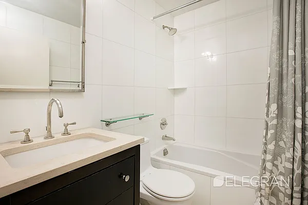 Sold by (Legacy) Elegran | media 5
