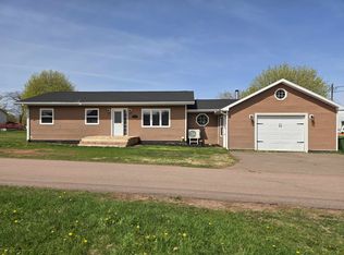 11 Fraser Ave, Egmont Parish, PE C0B 1B0