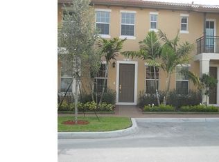 14624 SW 5th St, Pembroke Pines, FL 33027