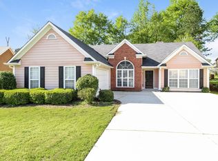 280 Avalon Forest Dr, Lawrenceville, GA 30044