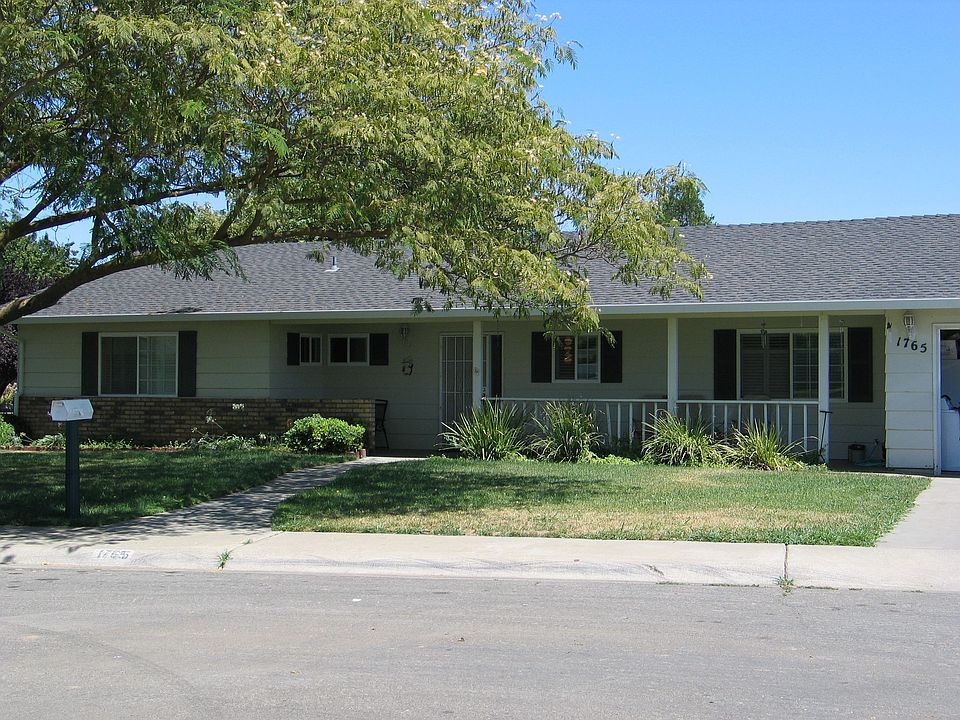Great South Woodland Location!