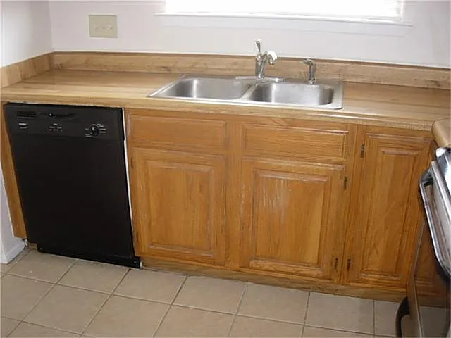 12706 Nantucket Dr — Photo 14