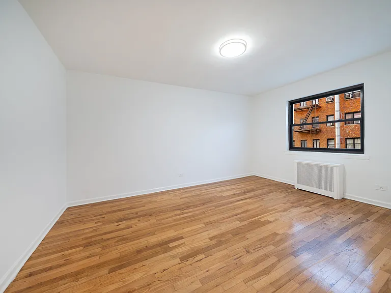 147-40 70th Ave #1F — Photo 3