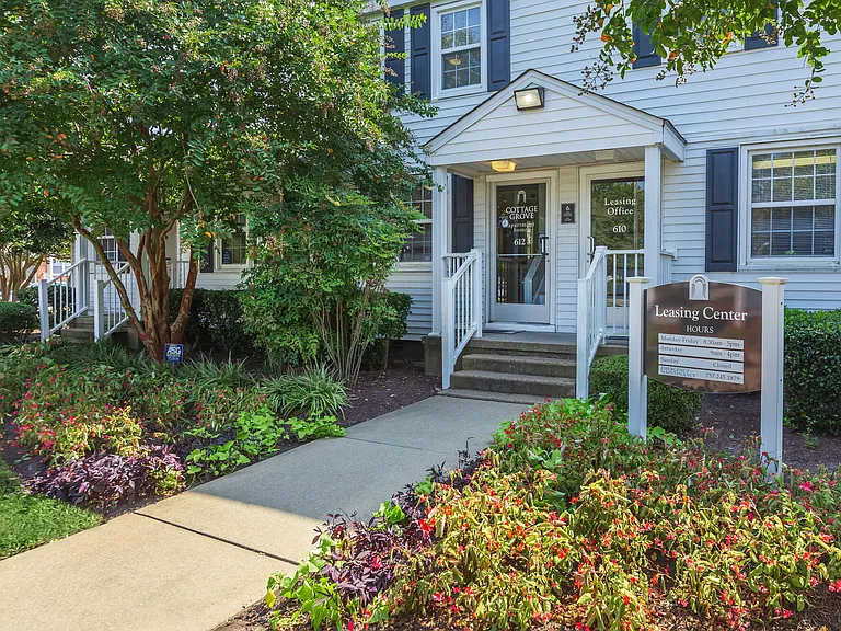 614 Peninsula Dr — Photo 11