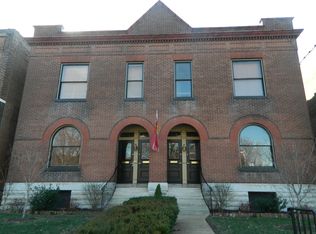 2134 Geyer Ave, Saint Louis, MO 63104