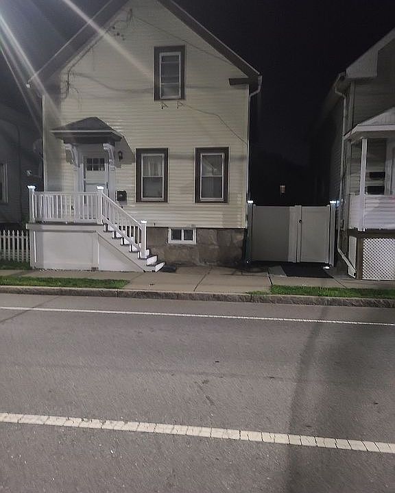 273 Mill St, New Bedford, MA 02740 Zillow