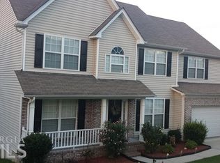 1484 Log Cabin Ln, Lawrenceville, GA 30045