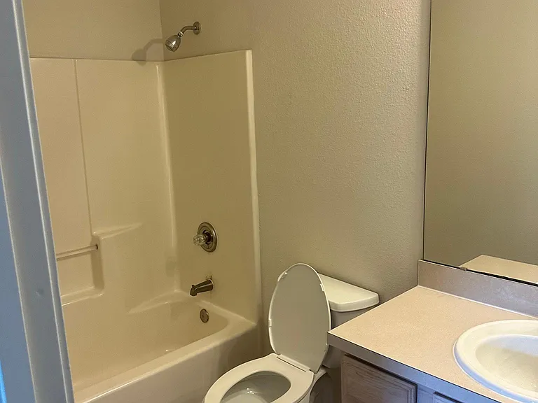 304 Southern Branch Ln — Photo 15