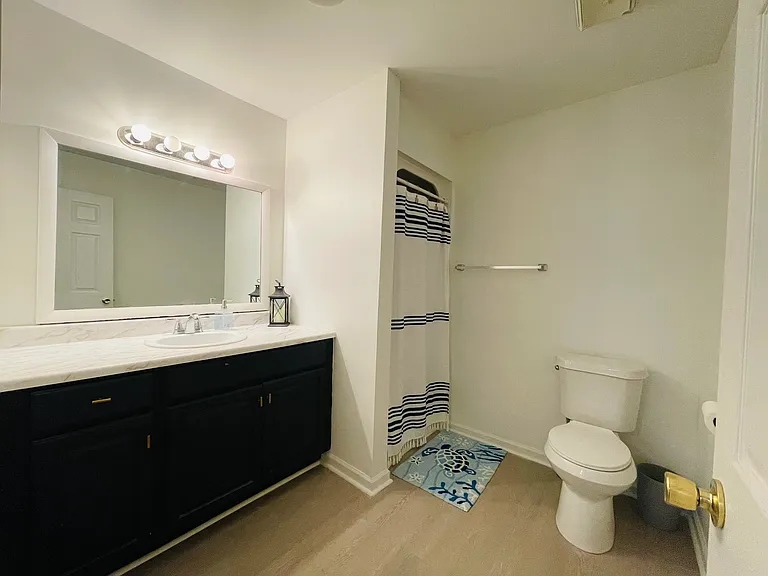 724 Azalea Dr #435 — Photo 7