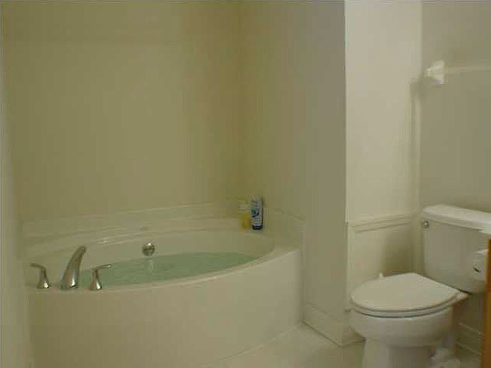 2nd image of 2202 Cherrywood Dr