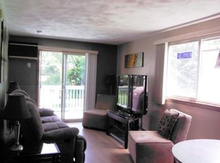 10 Hamilton St APT 4, Everett, MA 02149