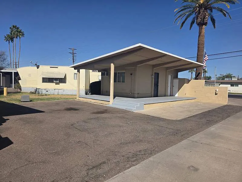 1 bed, 1.0 bath, 520 sqft, $890 — Photo 2