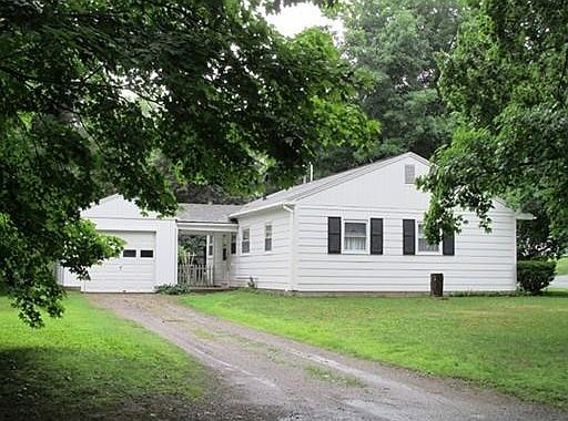 1st image of 47 White Birch Ave