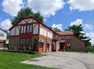3310 Kristin Ct, Columbus, OH 43231
