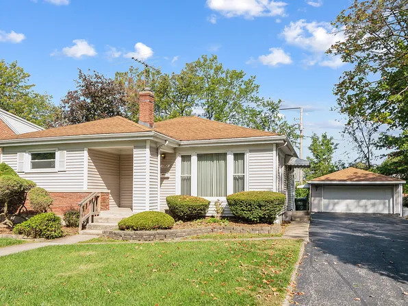 1352 Evergreen Rd, Homewood, IL 60430