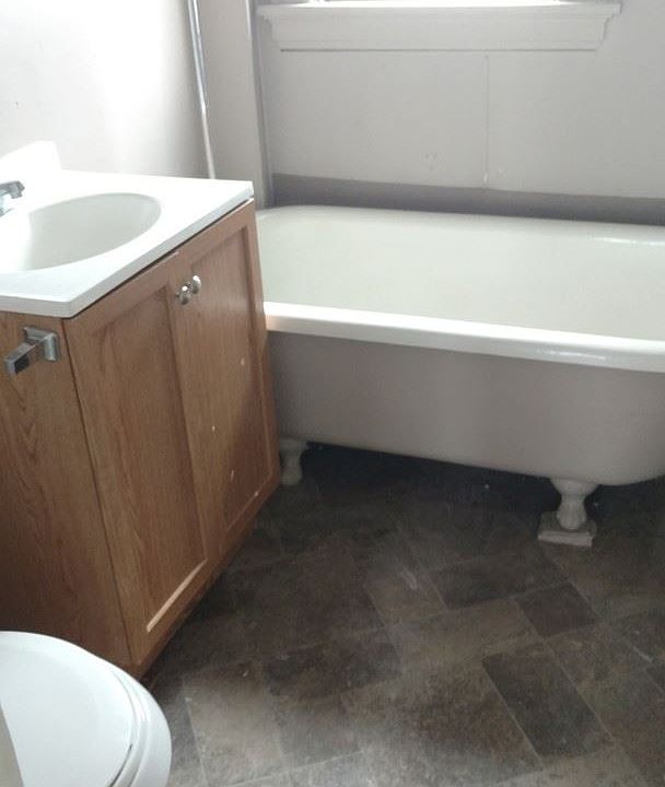 1st image of 1626 Gilsey Ave #1