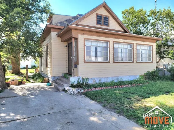 511 N 8th St, Garden City, KS 67846