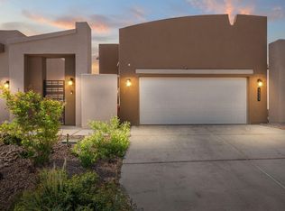 1523 Tierra Verde Loop, Los Lunas, NM 87031