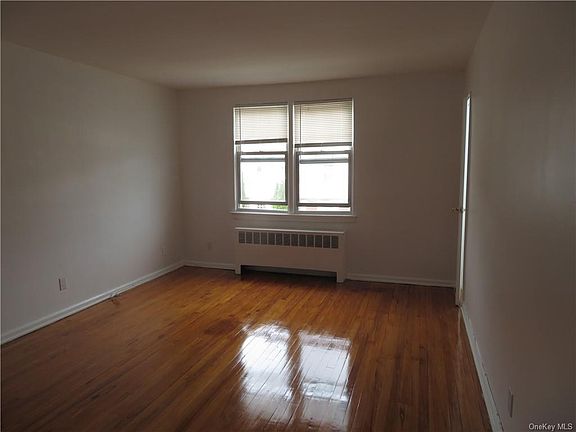 4th image of 101 Carpenter Ave APT E8