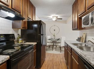 Willoway Apartments, Burnsville, MN 55337