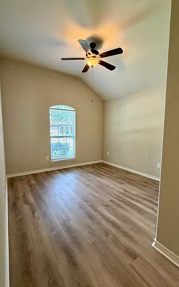 1700 Summerfield Dr — Photo 17