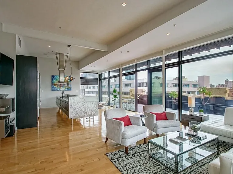 801 Saint Joseph St #1 PENTHOUSE — Photo 4