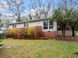 319 Robin Hood Dr, Raleigh, NC 27604