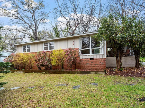319 Robin Hood Dr, Raleigh, NC 27604