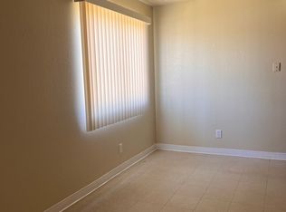 69 Faun Ln UNIT B, Lemoore, CA 93245
