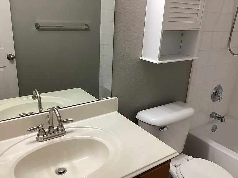 4204 Silverwood Trl — Photo 20