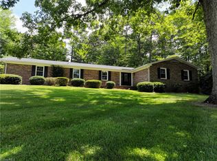 211 Friendly Ln, Pilot Mountain, NC 27041