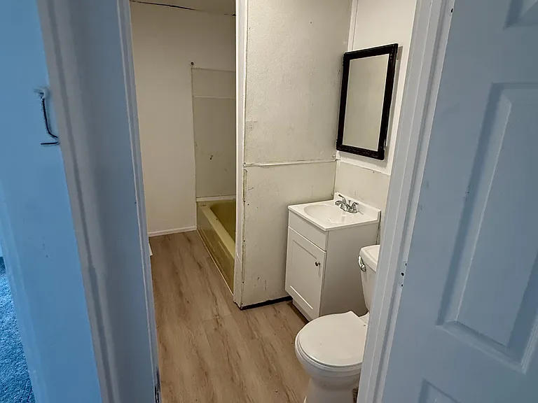 1501 Lexington Ave — Photo 6