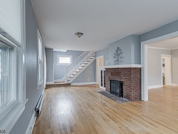 4th image of 84 Harrison Ave