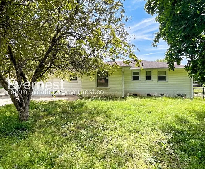 109 Shirley Dr — Photo 22