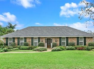 8912 Chretien Point Pl, River Ridge, LA 70123