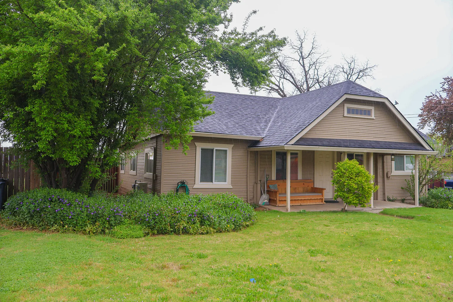 1002 Sunset Ave photo 1