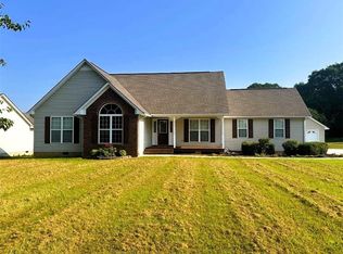 131 Rosewood Dr SE, Calhoun, GA 30701