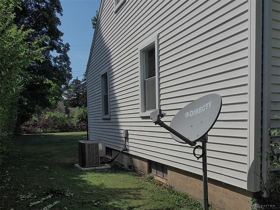 4th image of 2229 S Yellow Springs St