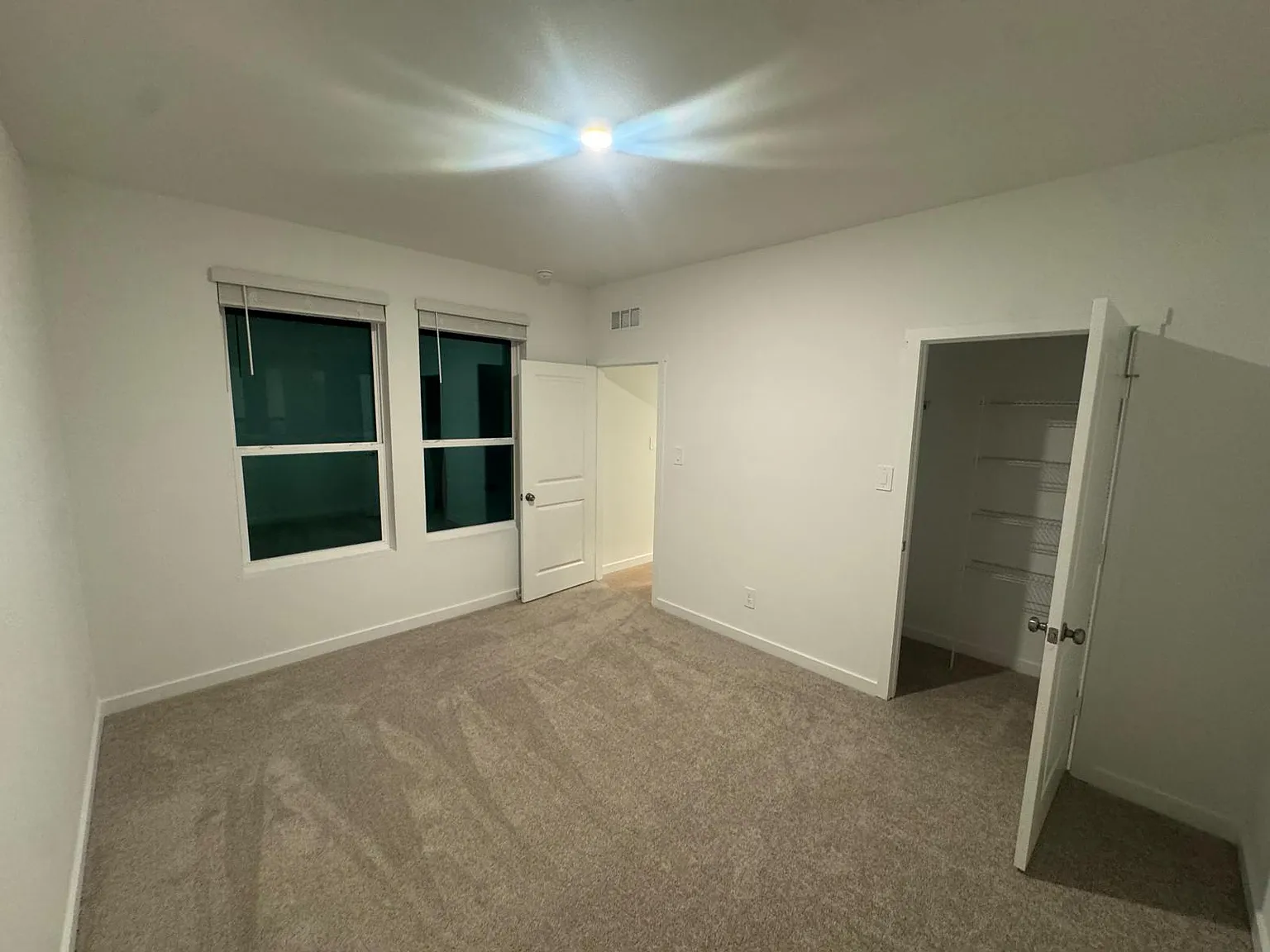 1 bed, 541 sqft, $1,400 — Photo 2